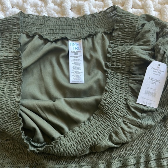 Women’s army green blouse - Picture 6 of 6